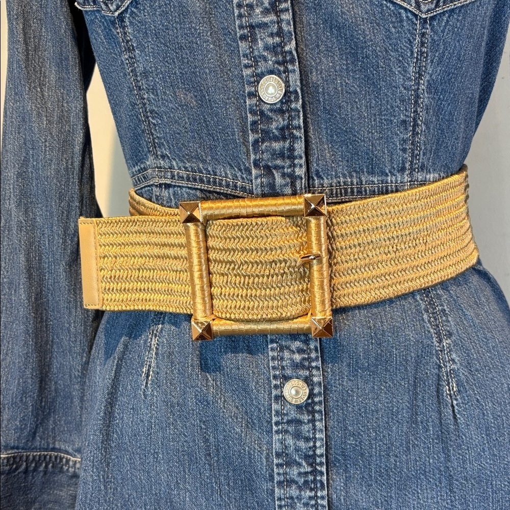 Gorgeous neutral tan stretch elastic wide belt with square buckle size M